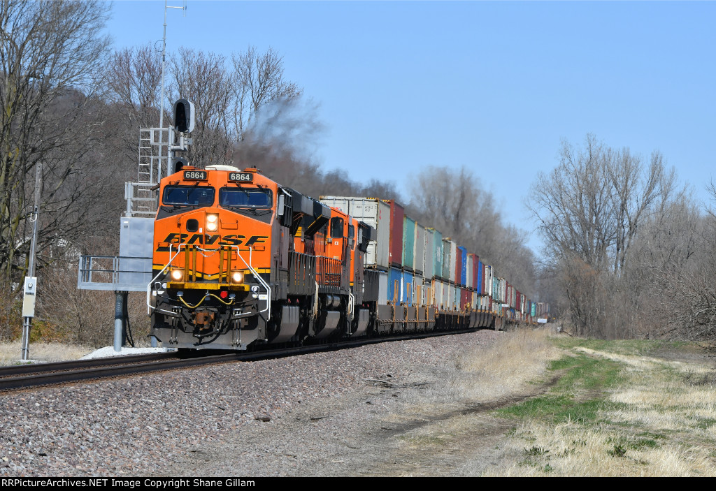 BNSF 6864